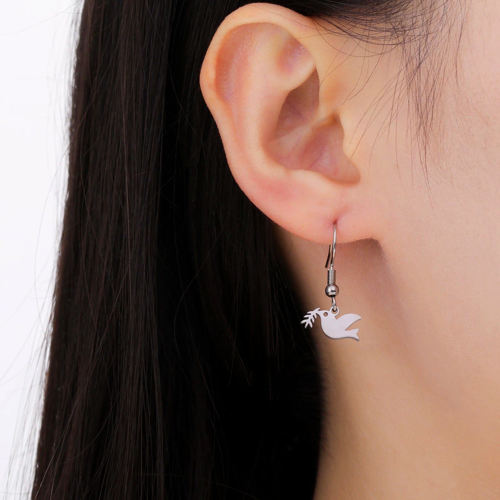 Simple Peace Dove Earrings Stainless Steel Peace Animal Logo Women's Earrings Fashion Party Jewelry Gifts