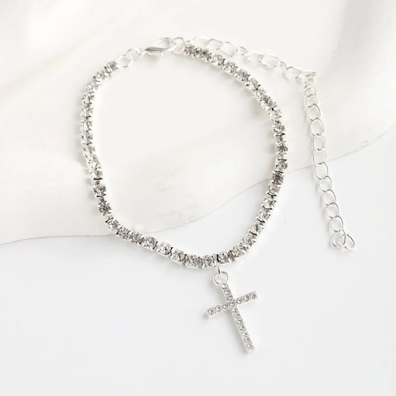Hot Sale in Europe and America Fashion Elegant Sparkling Rhinestone Cross Anklet Summer Beaches Holiday Party Minimalist Jewelry